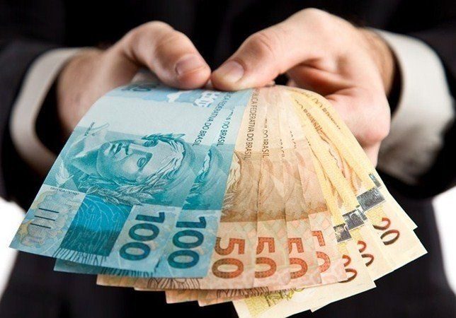 O 13 salário é um direito do trabalhador registrado!