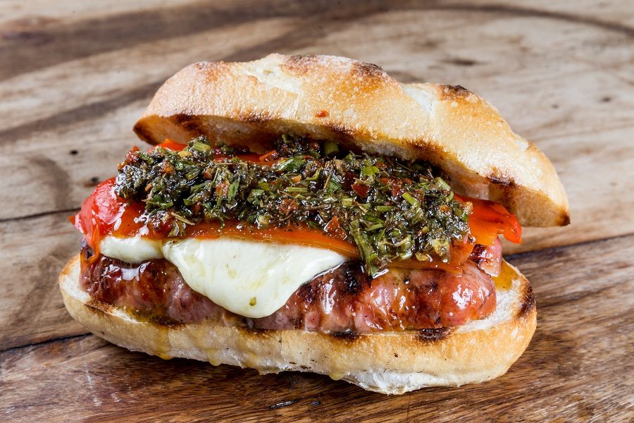 Chimi Choripanes inaugura unidade do Tatuapé