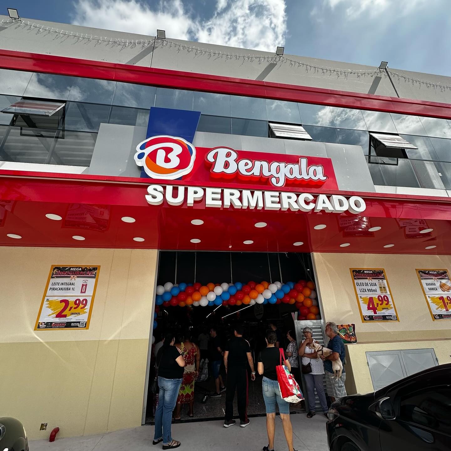 Supermercado Bengala inaugura no Tatuapé
