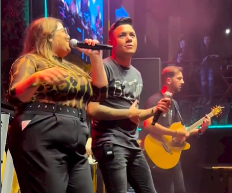 Sara Pacheco Faz Dueto Memorável com Felipe Araújo