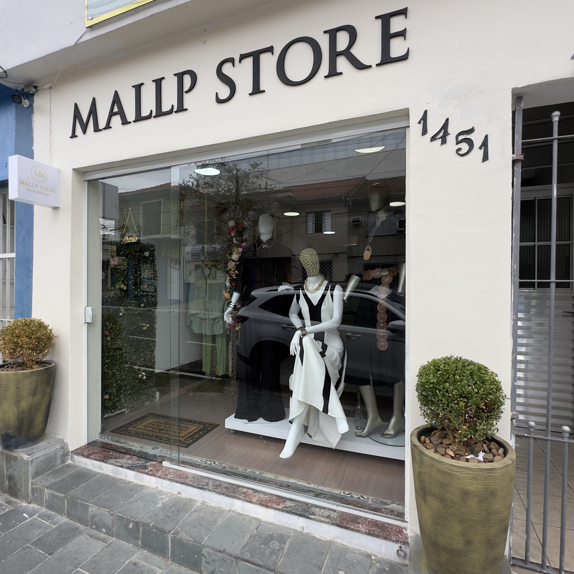 Mallp Store Inaugura com Foco em Elegância