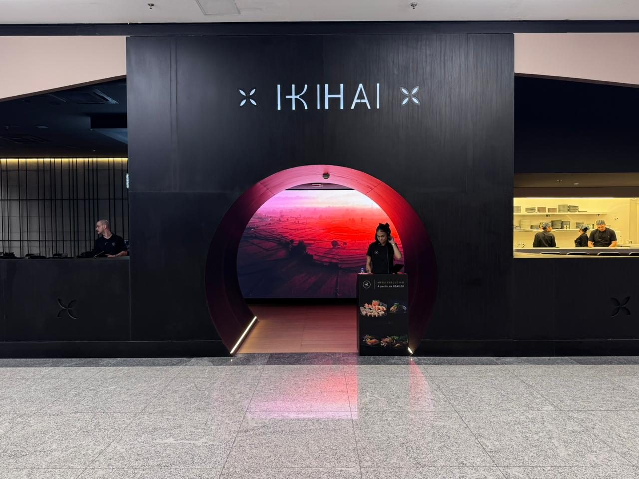 IKIHAI Sushi Bar inaugura no Shopping Metrô Tatuapé e leva sofisticação oriental ao bairro