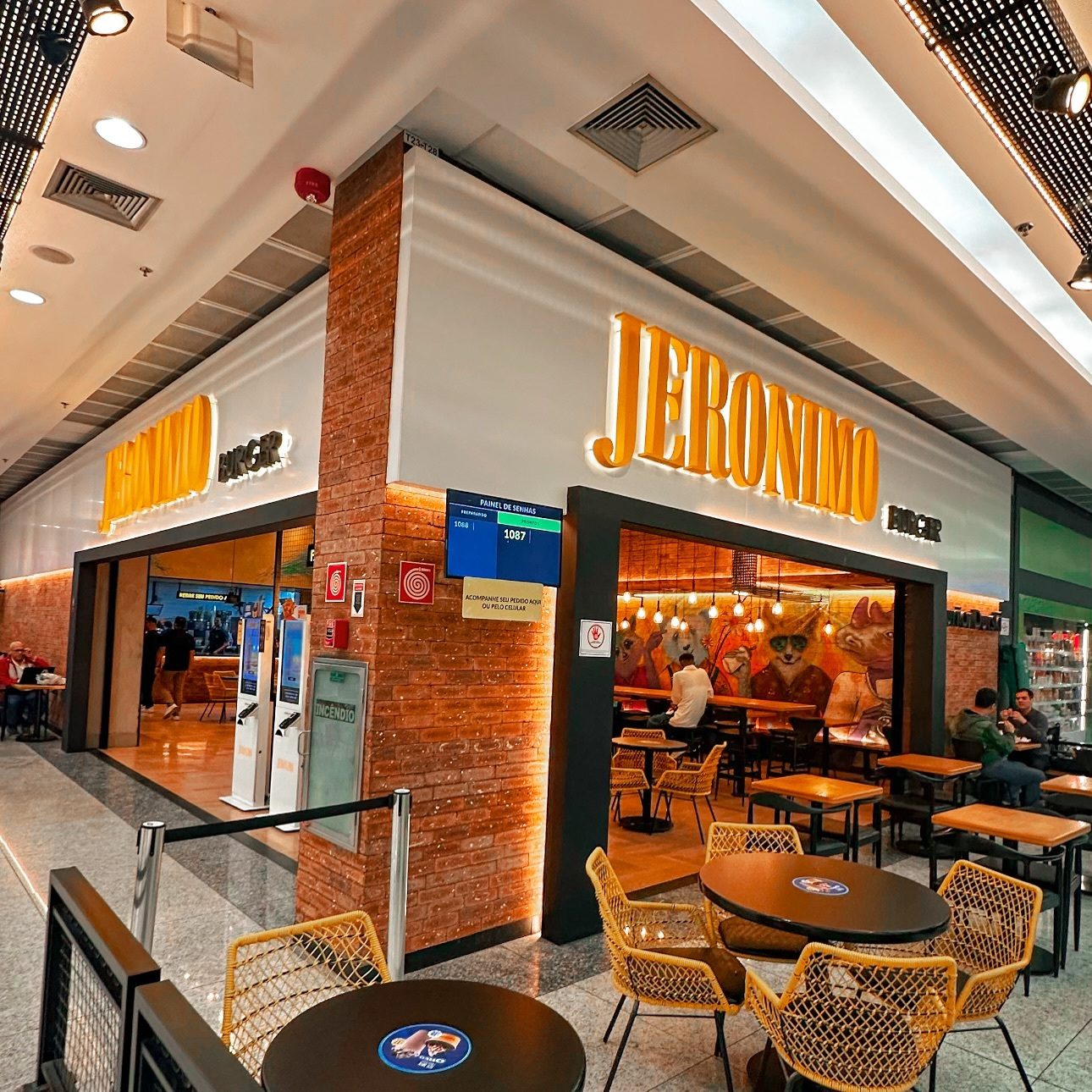 Smash burger que conquistou a Zona Leste: conheça o sucesso do Jeronimo Burger no Tatuapé