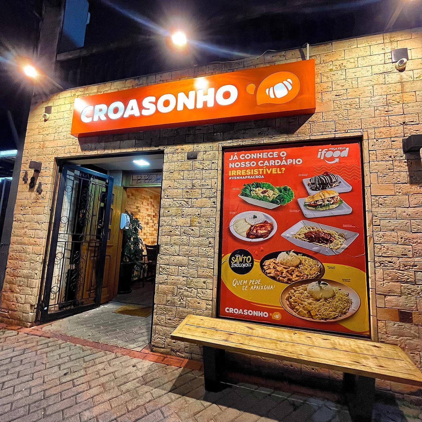 Sabor e Crocância: Por que a Croasonho se tornou parada obrigatória no Anália Franco