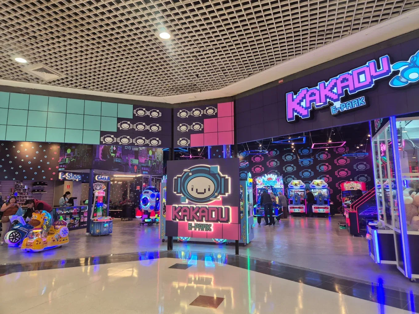 Kakadu e-Park transforma passeio no Shopping Metrô Boulevard Tatuapé em experiência cheia de diversão e tecnologia