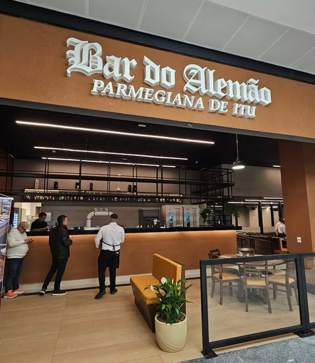 Bar do Alemão leva a tradicional parmegiana de Itu para o Tatuapé