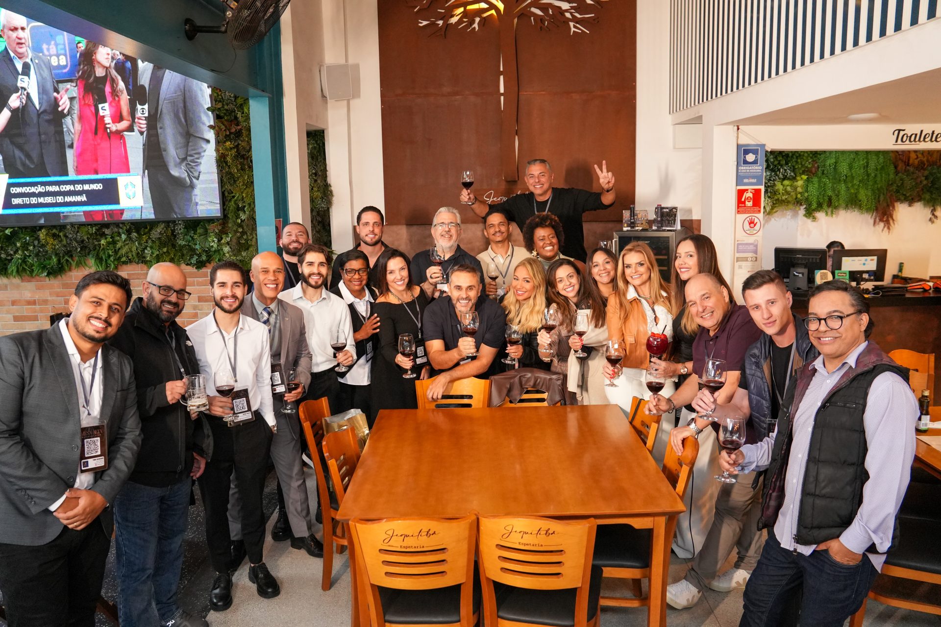 Almoço de Negócios reúne empresários e networking no Jequitibá Espetaria, no Tatuapé