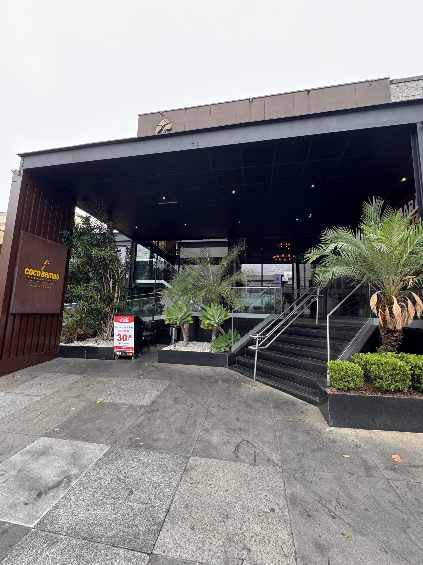Buffet à vontade com camarão no Coco Bambu do Tatuapé? Agora essa experiência é realidade!